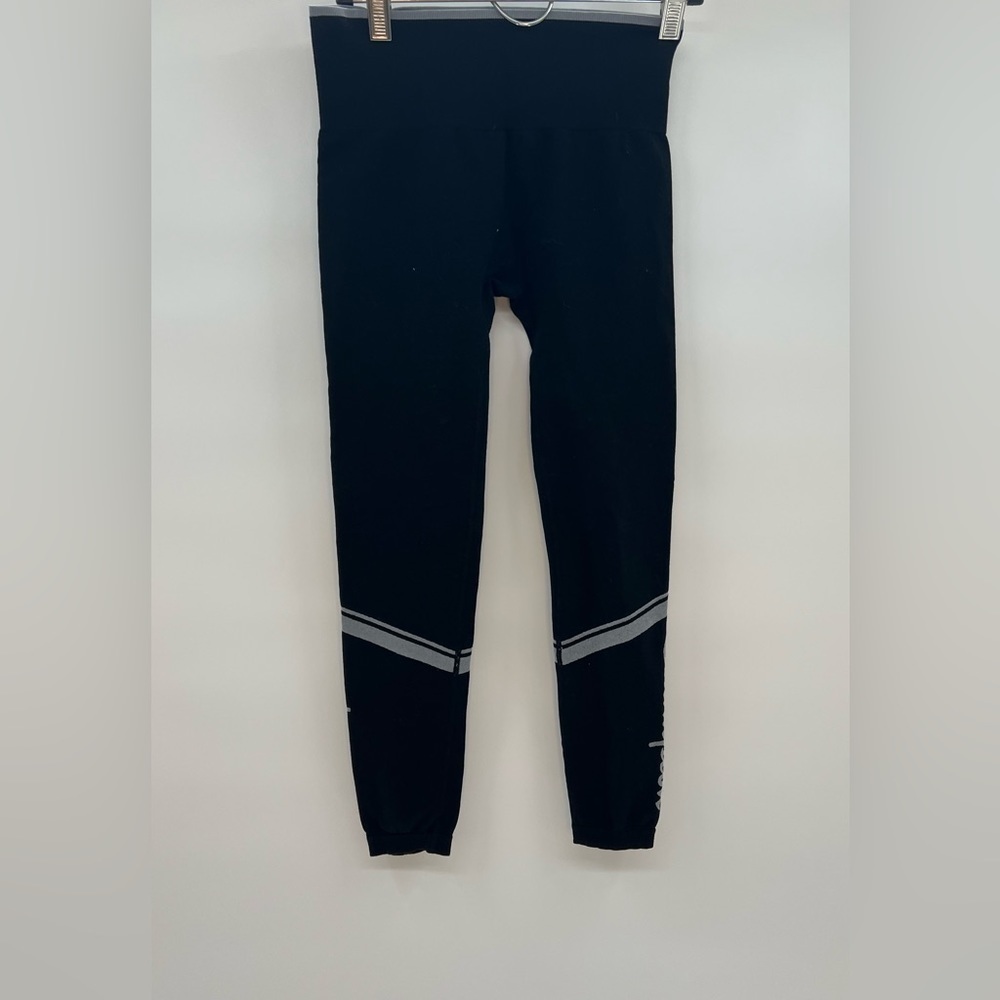 Champion Women's Sweatshirt Chevron Tight Athletic Black Size M
